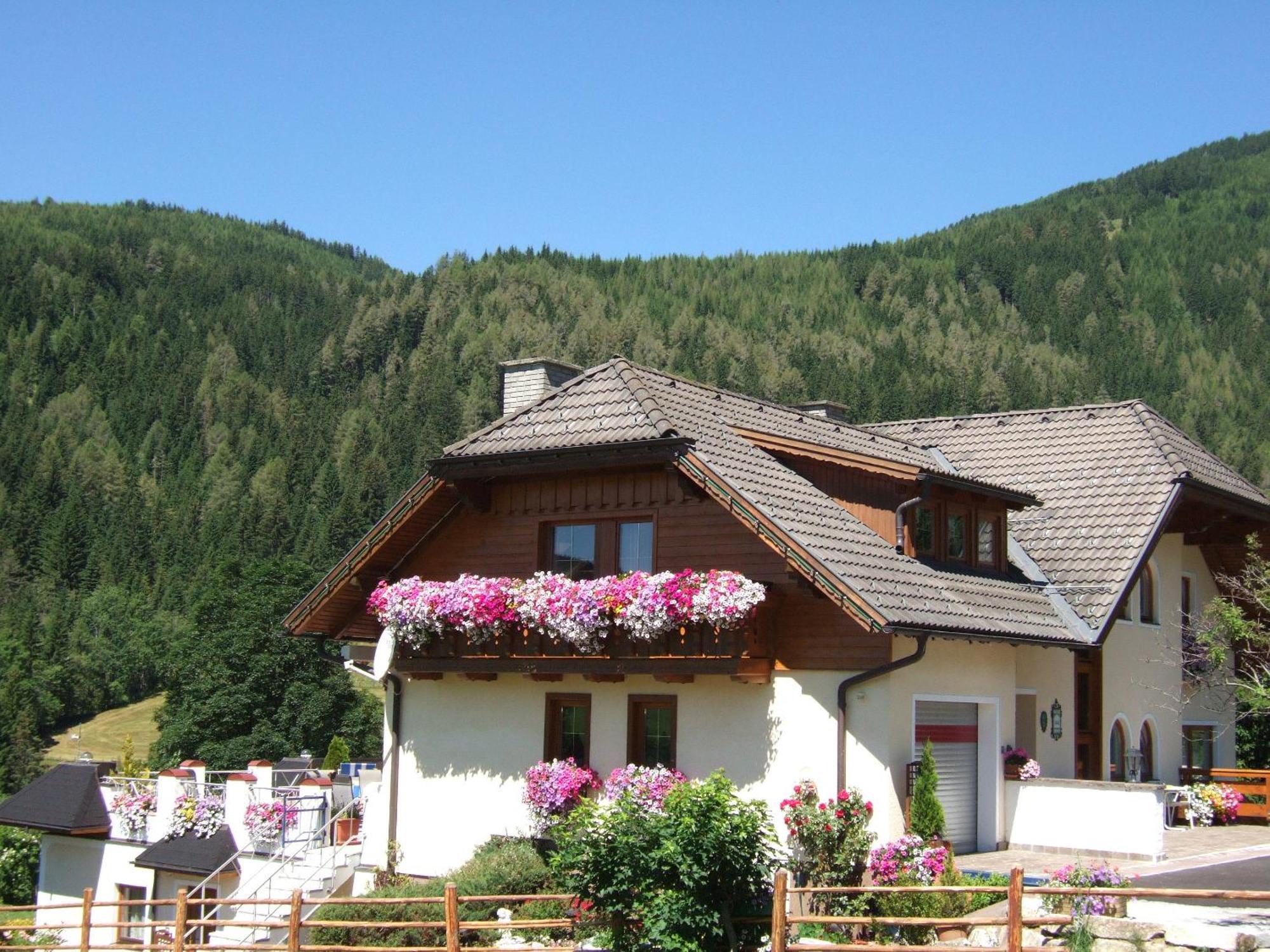 Lungau Apartment - Ferienwohnung Haus Esl Hintergöriach Exterior foto